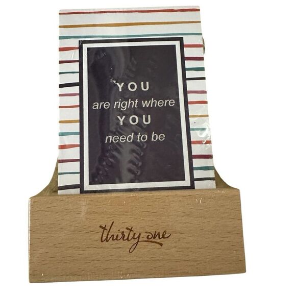 Thirty One ~ set of two~Canvas zipped pouch + Card Holder w/ Motovational Cards - Picture 8 of 11